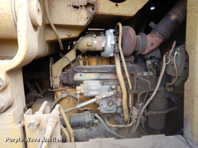 image for item DY9547 1983 Caterpillar 963  track loader