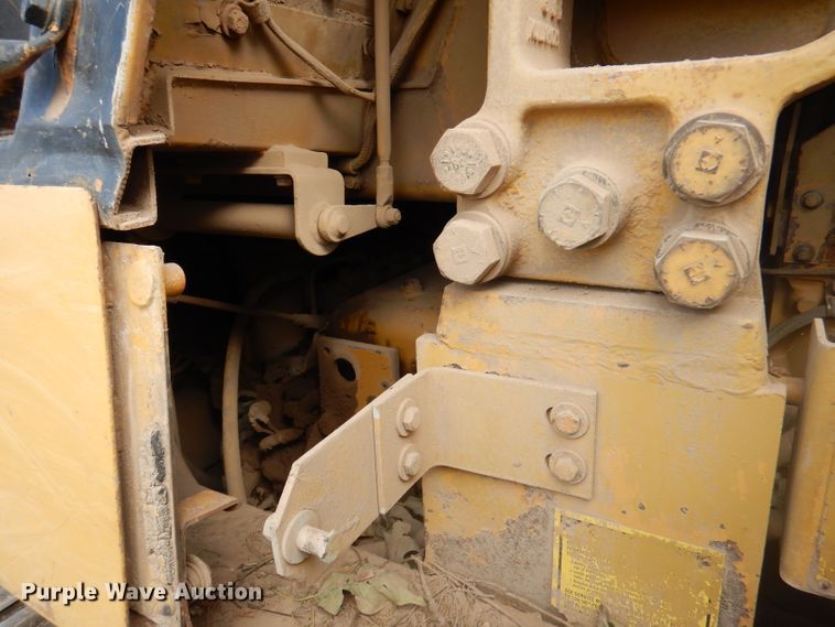 image for item DY9547 1983 Caterpillar 963  track loader