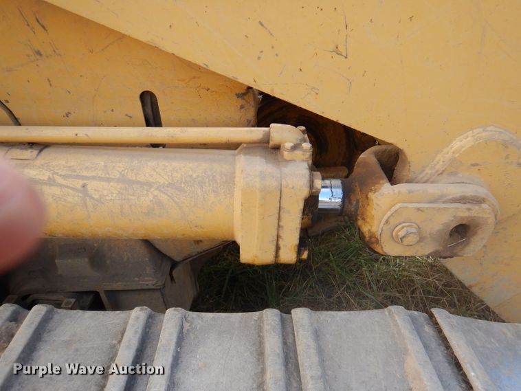 image for item DY9547 1983 Caterpillar 963  track loader