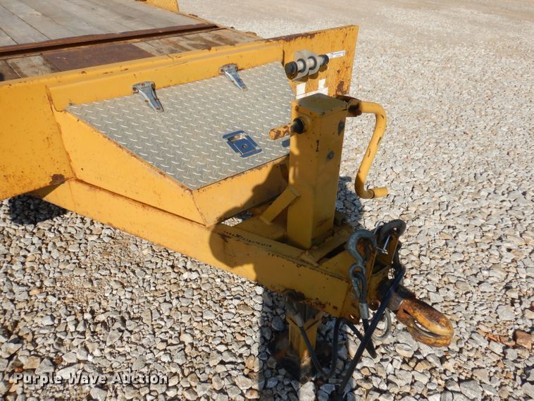 image for item DY9554 2013 Rice tilt deck equipment trailer