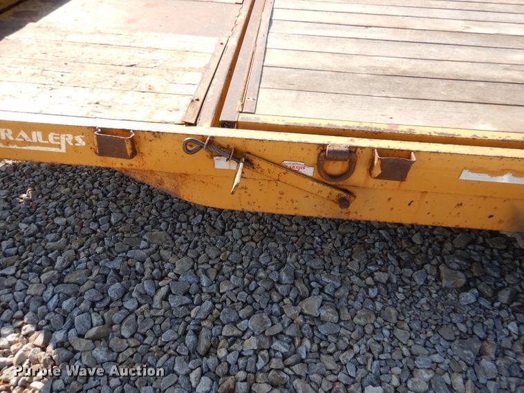 image for item DY9554 2013 Rice tilt deck equipment trailer