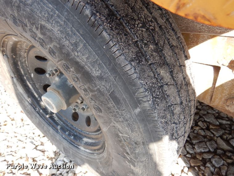 image for item DY9554 2013 Rice tilt deck equipment trailer