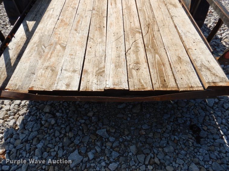 image for item DY9563 2011 Carry-On utility trailer