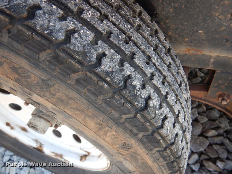 image for item DY9563 2011 Carry-On utility trailer