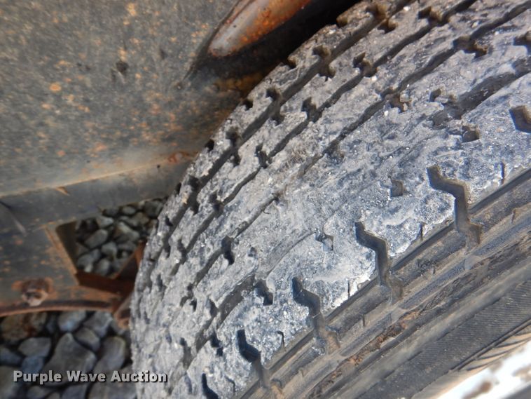 image for item DY9563 2011 Carry-On utility trailer