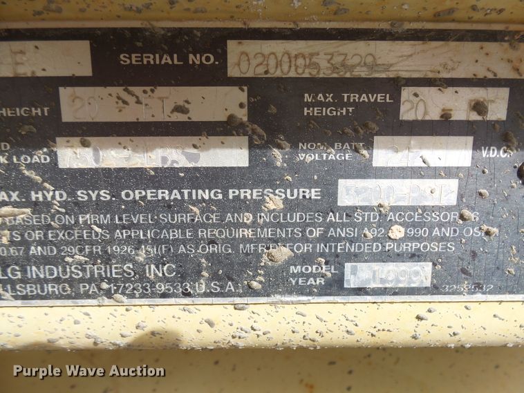 image for item EF9661 1999 JLG 2033E  scissor lift