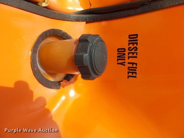 image for item EF9662 2001 JLG 400S  boom lift