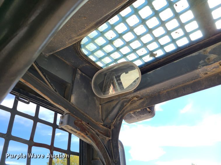 image for item EL9528 2005 Takeuchi TL140  tracked skid steer loader