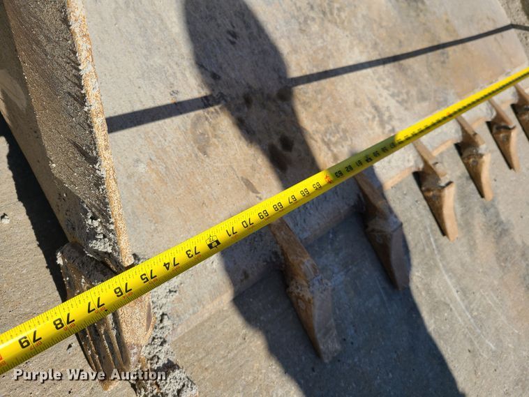 image for item EL9528 2005 Takeuchi TL140  tracked skid steer loader