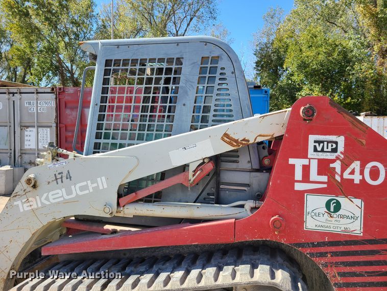 image for item EL9528 2005 Takeuchi TL140  tracked skid steer loader