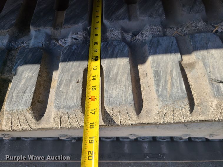 image for item EL9528 2005 Takeuchi TL140  tracked skid steer loader