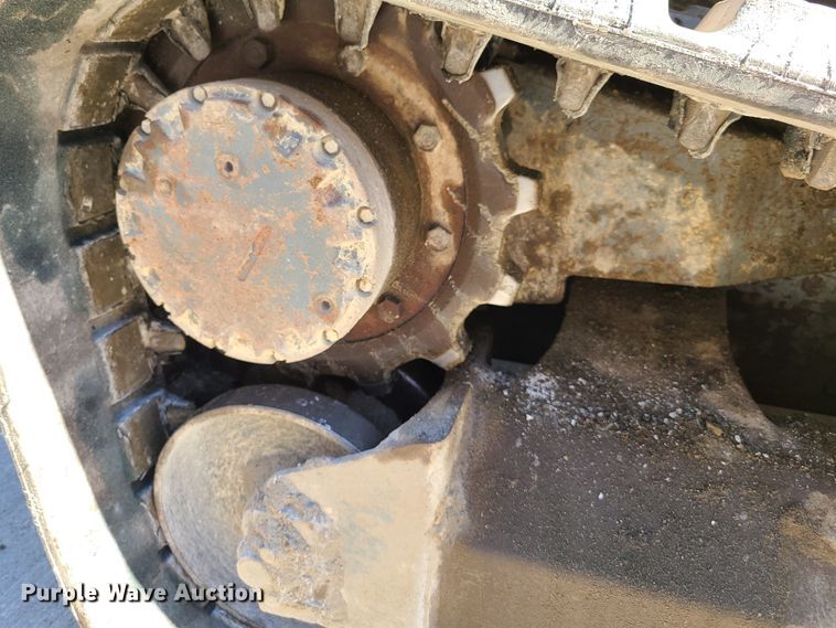 image for item EL9528 2005 Takeuchi TL140  tracked skid steer loader