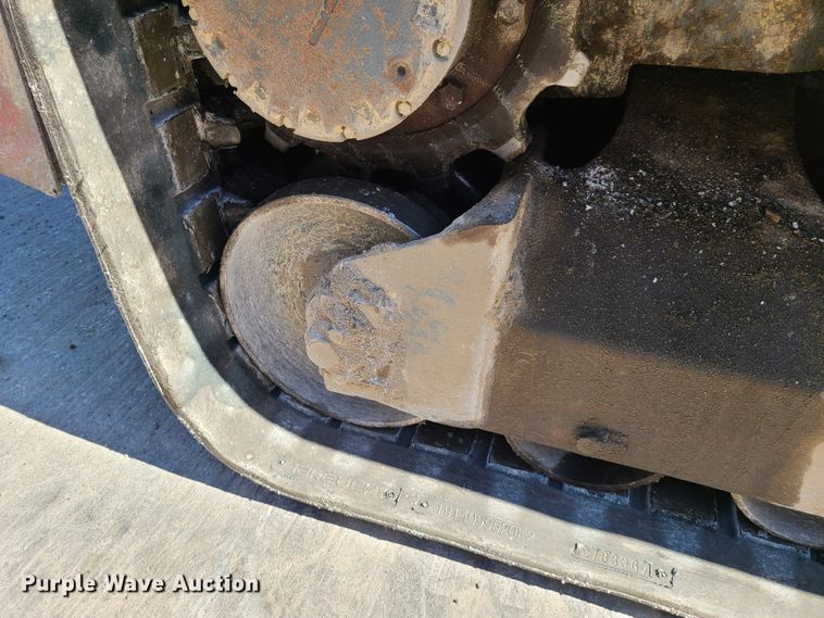 image for item EL9528 2005 Takeuchi TL140  tracked skid steer loader