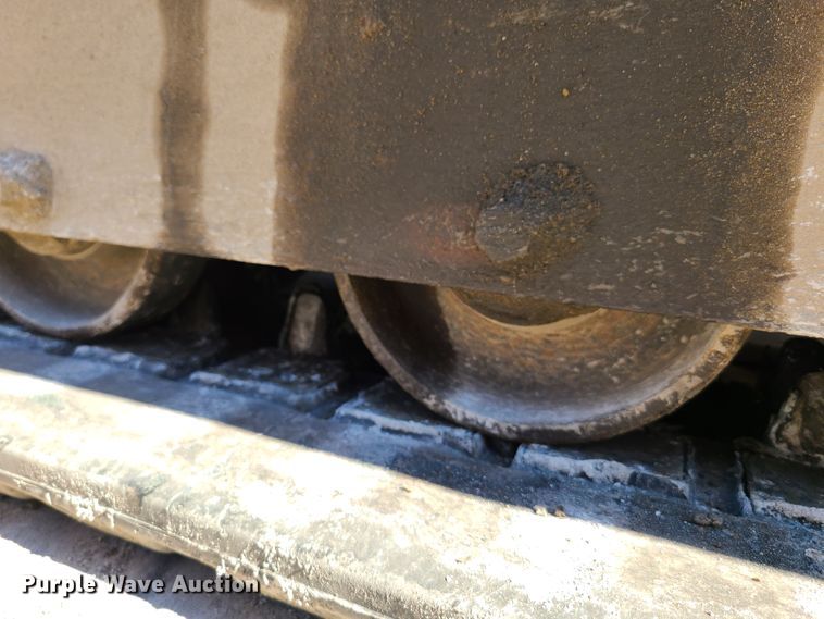 image for item EL9528 2005 Takeuchi TL140  tracked skid steer loader