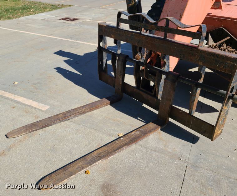 image for item EL9530 2006 JLG 10054  telehandler