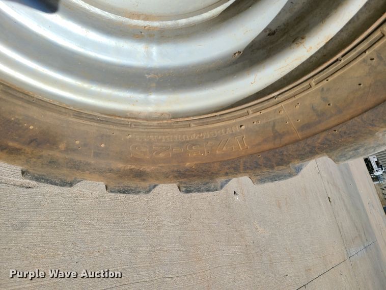 image for item EL9530 2006 JLG 10054  telehandler