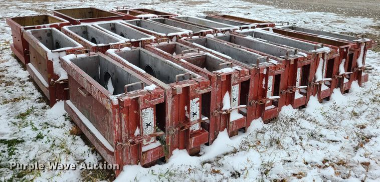 image for item EL9565 World Block concrete block forms