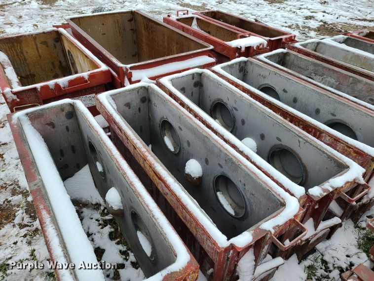 image for item EL9565 World Block concrete block forms