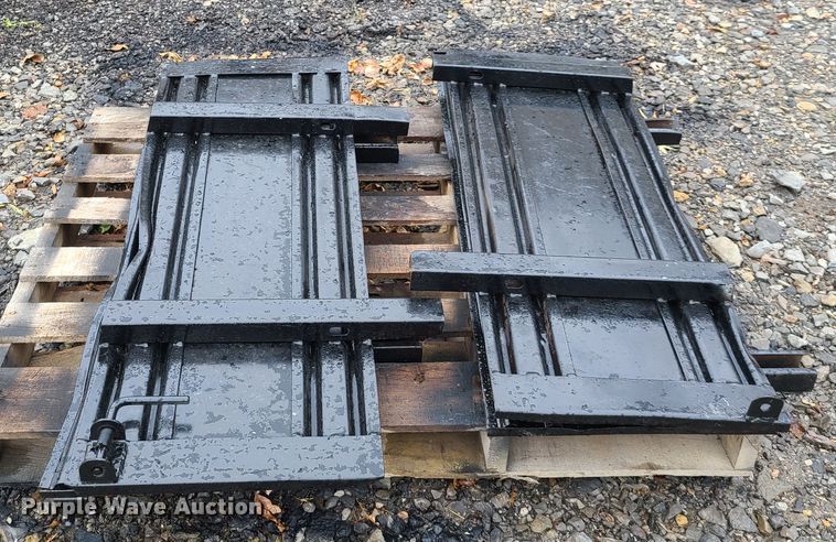 image for item EL9573 2008 Ford F450 Super Duty  flat dump bed truck