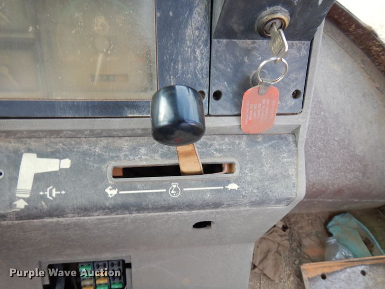 image for item FR9226 1989 Case 580K  backhoe