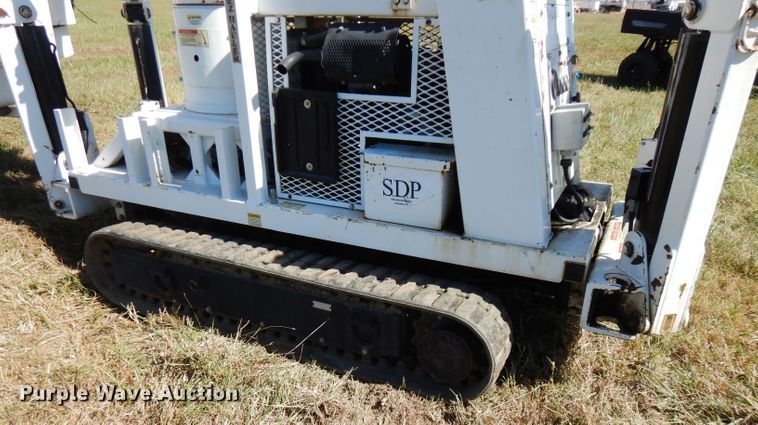 image for item FW9758 2009 SDP EZ Reach SST40  boom lift