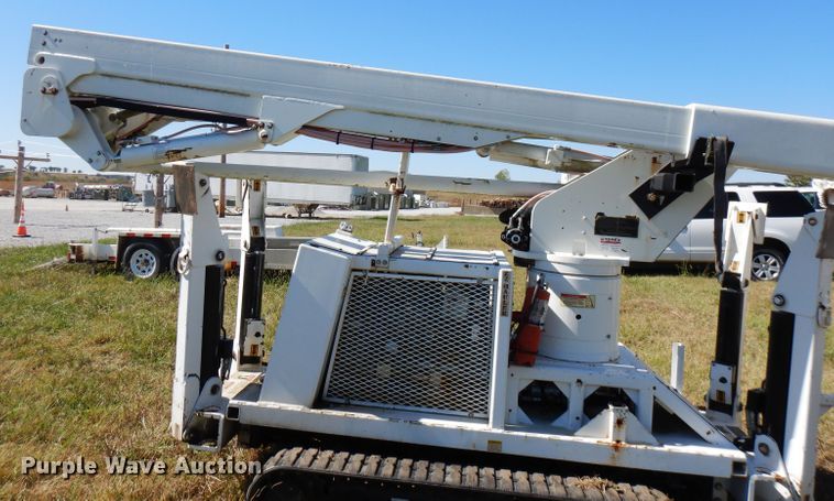 image for item FW9758 2009 SDP EZ Reach SST40  boom lift