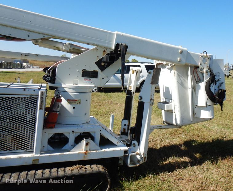 image for item FW9758 2009 SDP EZ Reach SST40  boom lift