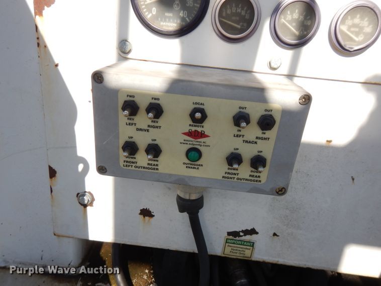 image for item FW9758 2009 SDP EZ Reach SST40  boom lift