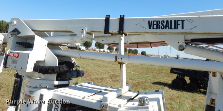 image for item FW9758 2009 SDP EZ Reach SST40  boom lift