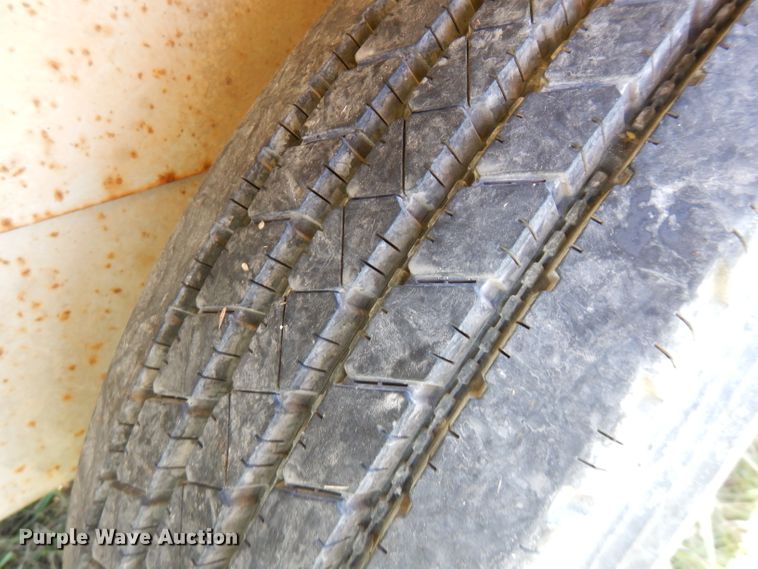 image for item FW9758 2009 SDP EZ Reach SST40  boom lift