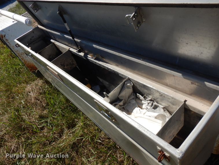 image for item FW9758 2009 SDP EZ Reach SST40  boom lift