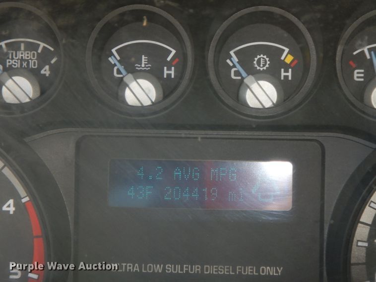 image for item FW9760 2013 Ford F550 Super Duty  bucket truck