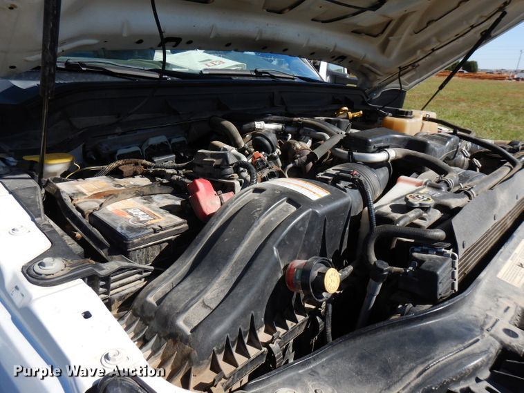 image for item FW9760 2013 Ford F550 Super Duty  bucket truck