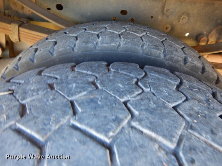 image for item FW9760 2013 Ford F550 Super Duty  bucket truck