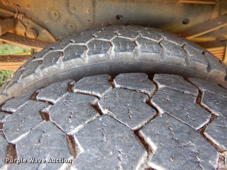 image for item FW9760 2013 Ford F550 Super Duty  bucket truck