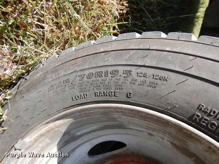 image for item FW9760 2013 Ford F550 Super Duty  bucket truck