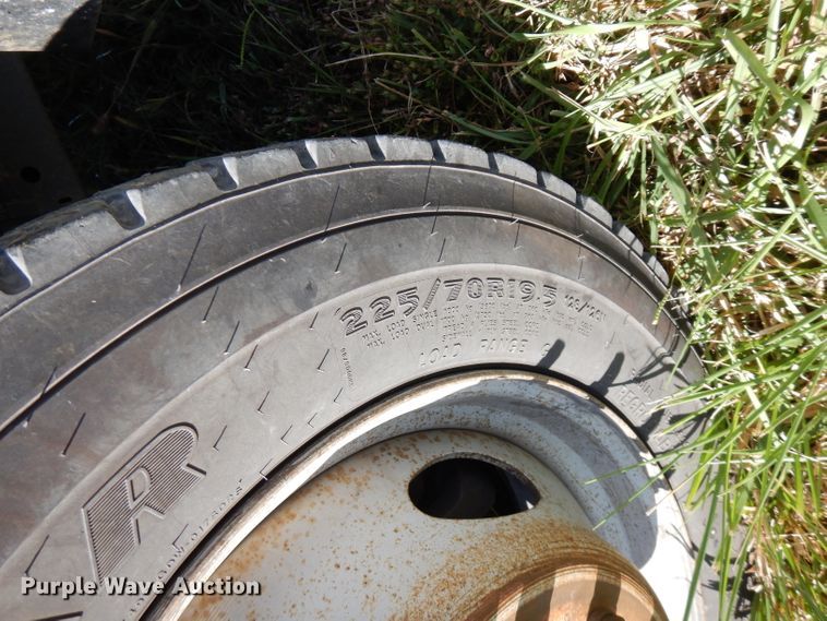 image for item FW9760 2013 Ford F550 Super Duty  bucket truck