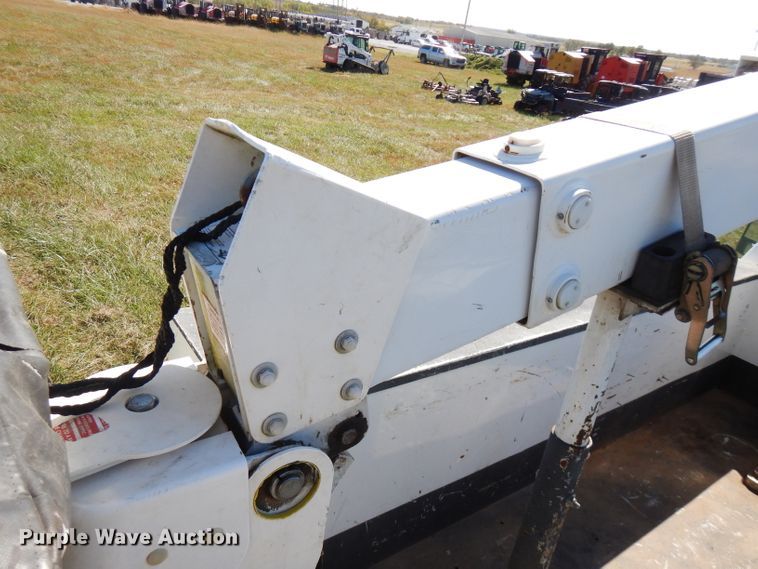 image for item FW9760 2013 Ford F550 Super Duty  bucket truck