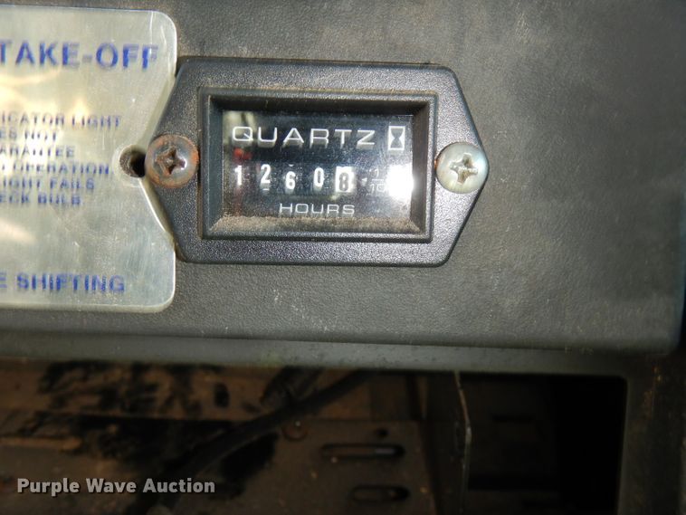 image for item FW9762 2003 International 4300  bucket truck