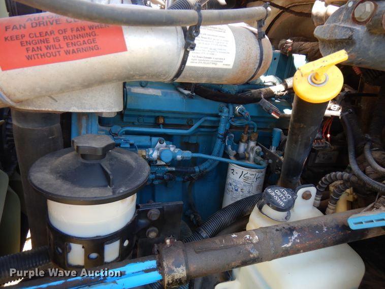 image for item FW9762 2003 International 4300  bucket truck