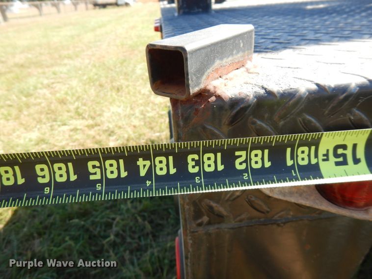 image for item FW9762 2003 International 4300  bucket truck