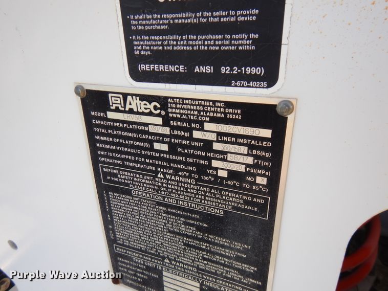 image for item FW9762 2003 International 4300  bucket truck