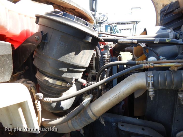 image for item FW9764 2010 Freightliner Business Class M2  bucket truck