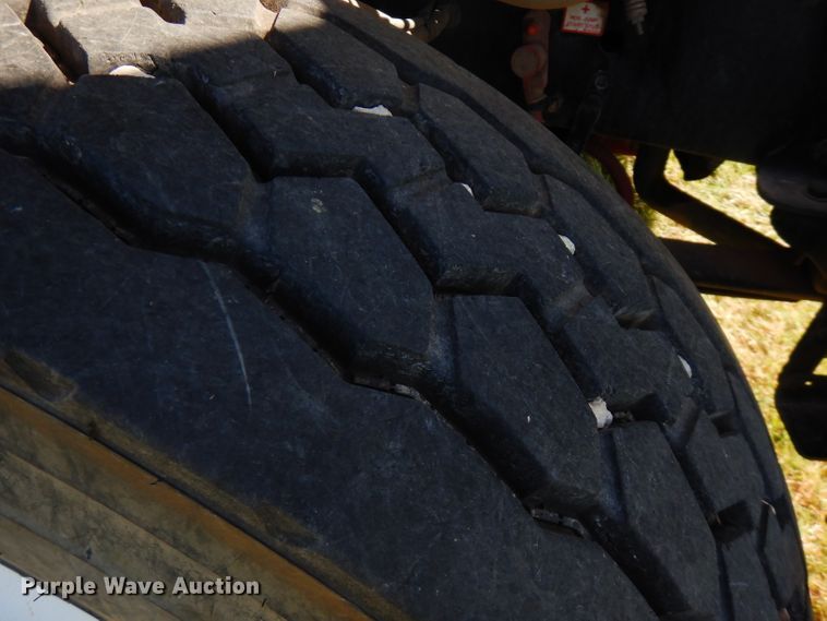 image for item FW9764 2010 Freightliner Business Class M2  bucket truck