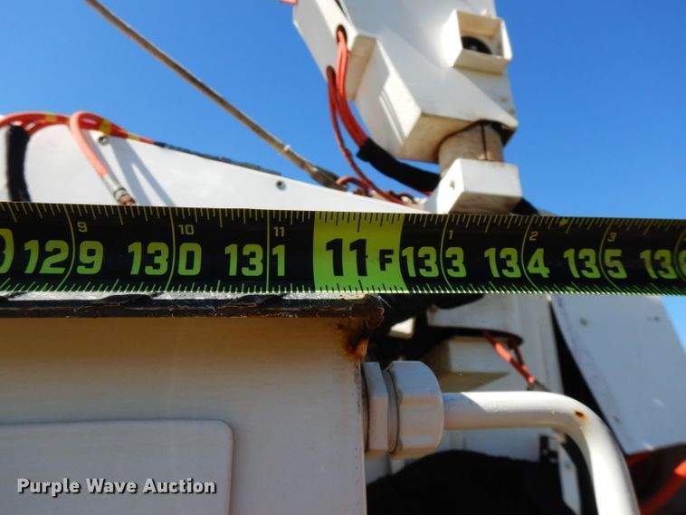 image for item FW9764 2010 Freightliner Business Class M2  bucket truck