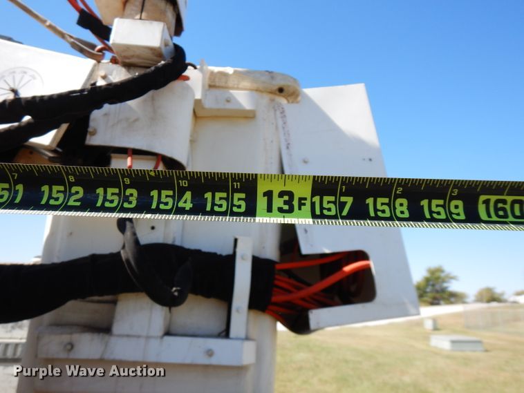 image for item FW9764 2010 Freightliner Business Class M2  bucket truck