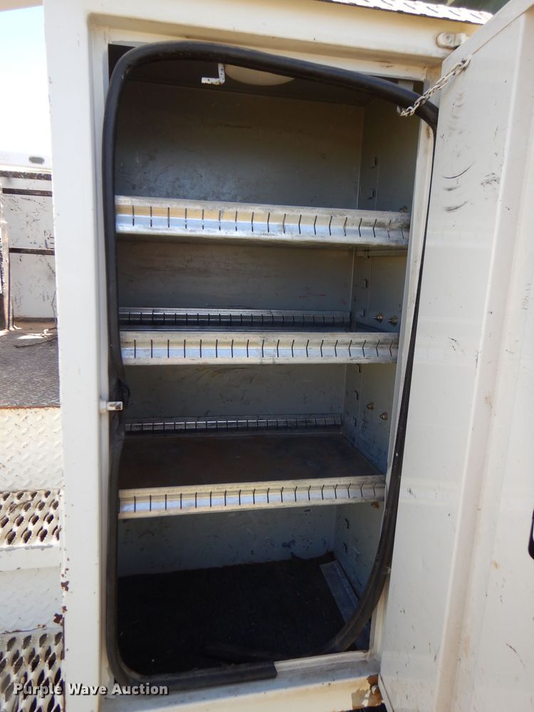 image for item FW9764 2010 Freightliner Business Class M2  bucket truck