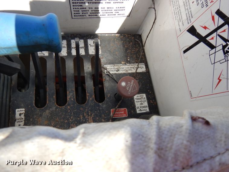 image for item FW9764 2010 Freightliner Business Class M2  bucket truck