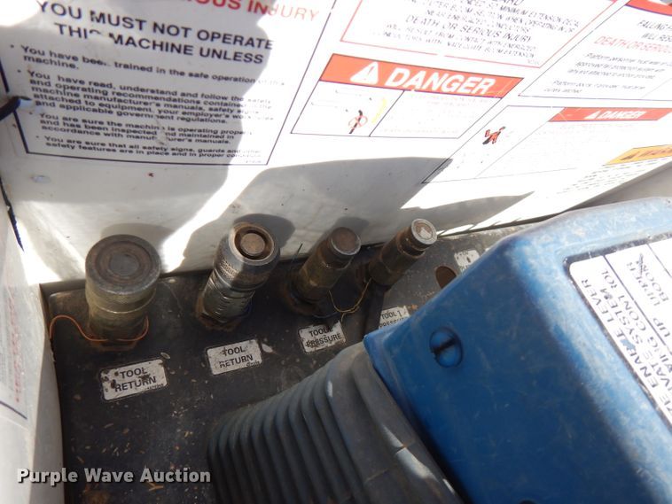 image for item FW9764 2010 Freightliner Business Class M2  bucket truck