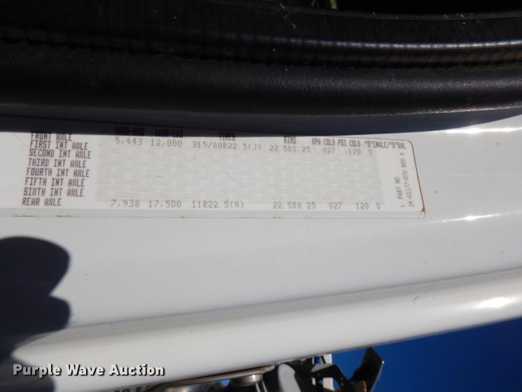 image for item FW9764 2010 Freightliner Business Class M2  bucket truck